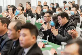 生活自在春风里 四川南充蓝城桃李春风社群生活发布会举行图片