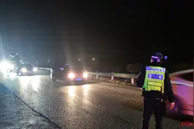 元宵节后返程高峰，厦蓉高速纳黔段缓行易堵 交警建议错峰出行图片