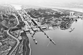 三峡大坝葛洲坝将单向停航检修图片