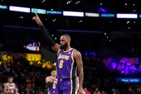 泰伦-卢：詹姆斯一向以传球为先 却即将成为历史得分王图片