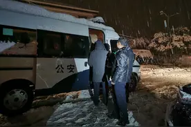 微信群抢红包，竟有个稳赚不赔的“免死号”！长沙11人被抓图片
