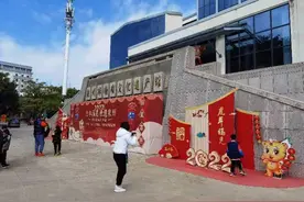 “H、F”不分的福建人，虎年全球造“福”送“福”图片