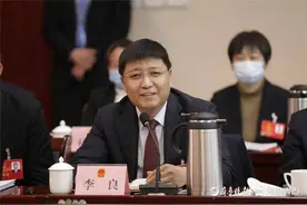 烟台两会观察｜增强城市魅力，六位人大代表献计芝罘“一核突破”图片