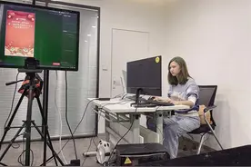 电商直播中控刘池梅：拼的是手速 盯的是数据图片