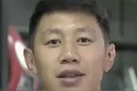 1个动作，跪着让你瘦全身图片