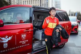 快评：对中国女足关爱不应戛然而止，需要“太阳”也呼唤更多“星星微光”图片
