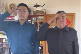 父子同换军装后续来了！四代军人背后的故事令人泪目图片