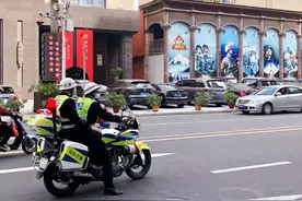 孕妇开车途中突感不适，暖心蜀黍全力护送就医……图片