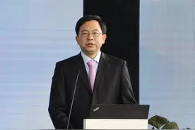 日立电梯总工梁东明：未来电梯不仅要更智慧，还要更懂人图片