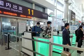 插入身份证，最快5秒进杭州机场航站楼，神器上线，要不要试试图片