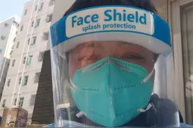 深圳“肠粉小哥”进小区上厕所遇封控，就地做了8天义工：“大家都是我的顾客”图片