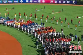 政协委员：两岸青年以棒球为媒 跨越海峡做“棒棒的朋友”图片