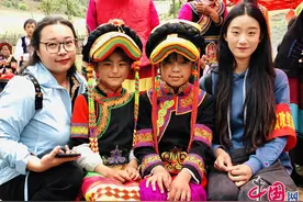 “三朵金花”驻村记：你是我的一束光图片