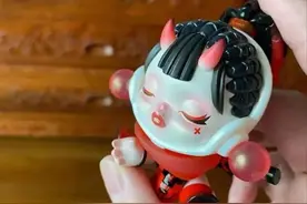 泡泡玛特官方渠道所购盲盒“非正品”？公司连跌多月股价破发图片