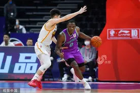 连胜终止！哈德森空砍38+10，山东高速男篮不敌深圳本赛季遭对手双杀图片