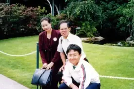 20年种树1000万棵，上海失独妈妈把思念都种进了沙漠视频封面