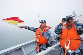 战舰出击！鏖战海疆7昼夜……图片