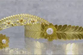 有灵魂的手艺！济南90后小伙上千道工序，历经5000小时，还原古代凤冠首饰图片