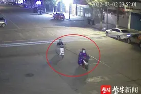 朋友说想偷辆电动车代步，他决定帮忙图片