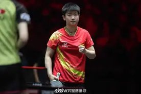 国乒包揽WTT女单四强图片