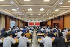 争当改革者、实干家、挺进师！张壮雄在数字化改革工作推进会上强调图片