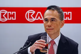 长江实业主席李泽钜：卖楼是地产公司的日常业务不是撤资图片
