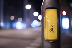 人人都想跑第一，我却想当个陪跑图片