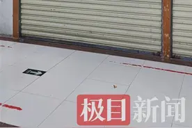 武汉开店，天门代工，这家假冒名牌的服装店被查图片