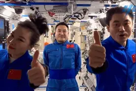 航天员“变胖”了，是因为“太空伙食”太好了吗？他们会在天上洗衣服吗？图片