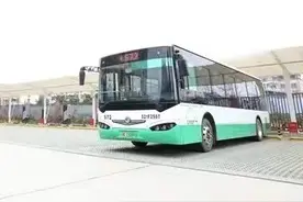 武汉今年将引进1000+台新能源公交，每台每年可减少二氧化碳排放50吨图片