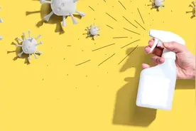 用湿巾擦手、用开水烫碗筷真的能“消毒”吗？图片