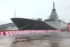 日本新一代多功能护卫舰服役，拉开海自水面舰艇部队新一轮编制改革序幕图片