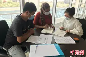 海外建设者的“热血”与“柔情”图片