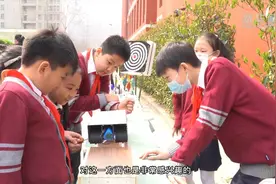 新华全媒+｜围观！这所学校里有一群气象小主播图片