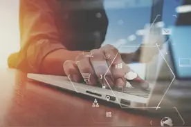 商业化“开场白”是一场闪崩？钉钉在线办公市场淘金不易图片