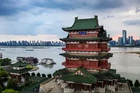 南昌：因为一座楼一篇序，记住一座城图片
