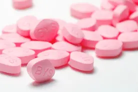 保持高额销售的“秘笈”，一年卖出近1亿片！白云山金戈高歌猛进图片