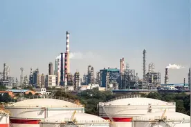 没有硝烟的战场！中国民营石化企业推动行业产能结构升级图片