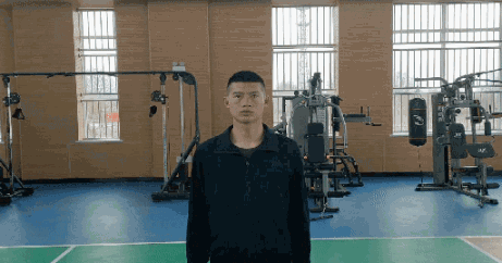 嗨！战友，送你一套体能训练热身操图片