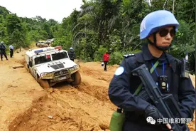 【清明追思】缅怀维和英烈 致敬蓝盔英雄图片