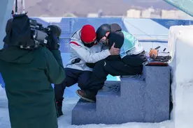 “苏翊鸣是个聪明又调皮的孩子”——专访北京冬奥会单板滑雪冠军苏翊鸣的教练佐藤康弘图片