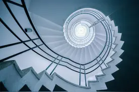 股票撤单也要给券商交钱？“流量费”首现江湖，东方证券紧急叫停！佣金战“后遗症”还是行业“内卷”？图片