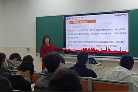 让毕业季成为收获季，湖南高校有位给学生树“三观”的班主任图片