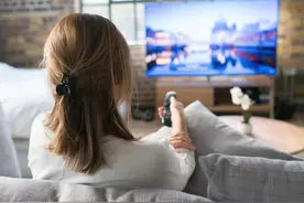 电视机吃灰，传统家电没落图片