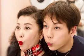 刘维妈妈去世！2月宣布暂退演艺圈照顾患癌母亲图片