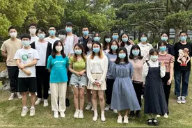 高校学霸班冲上热搜，4个宿舍全员“上岸”图片