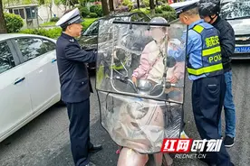 无“篷”更安全！衡阳交警持续整治电动车加装遮阳篷图片