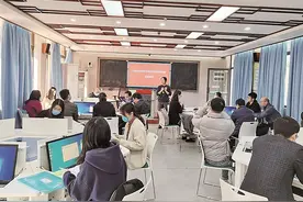 新高考“指挥棒”之变｜考题变、教材换，对教师要求更高了图片