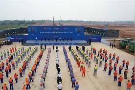 宜昌邦普供热中心开工 明年3月建成投产图片