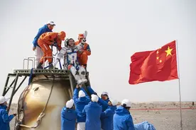 中国航天突飞猛进！从“跟跑”走向“并跑”“领跑”图片